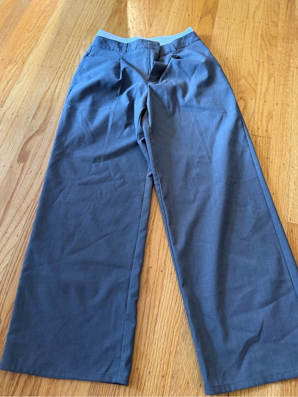 Uniqlo/GU Women's Trousers in Gray